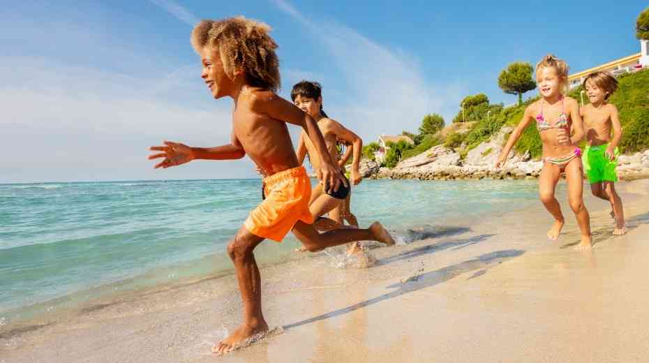 Capturing Spectacular Photos When Traveling With Kids: 6 Simple Tips