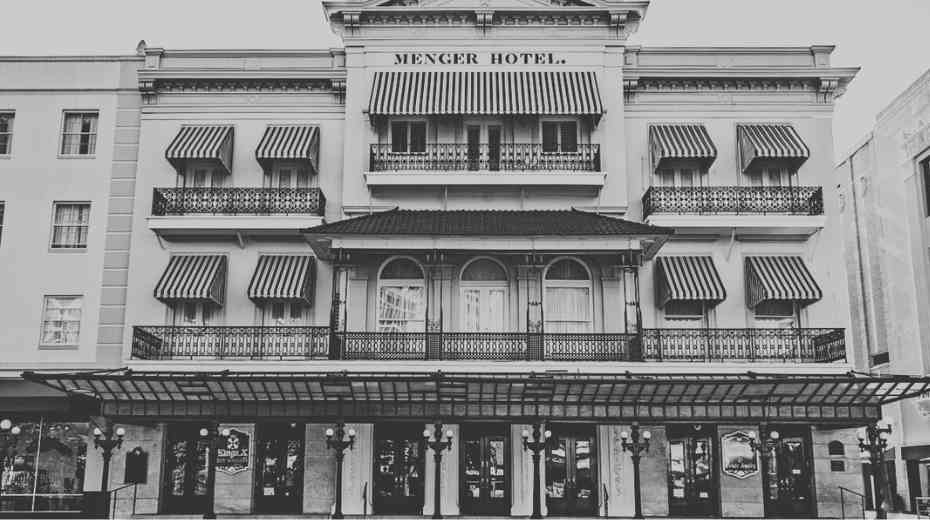 Haunted Menger Hotel in San Antonio Texas