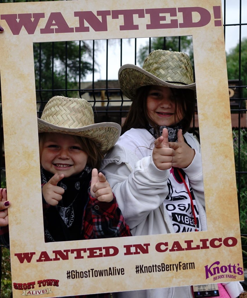 Kids wanted in Calico Knotts