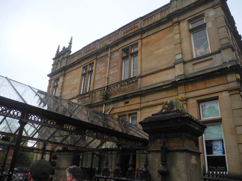 old school house family restaurant and pub in glasgow scotland