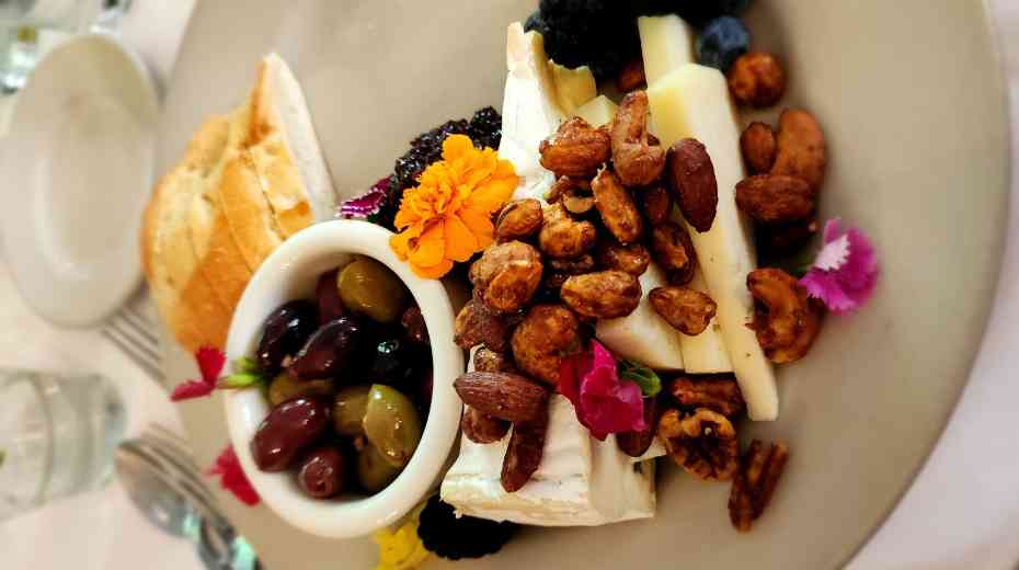 cheese plate at little river inn restaurante
