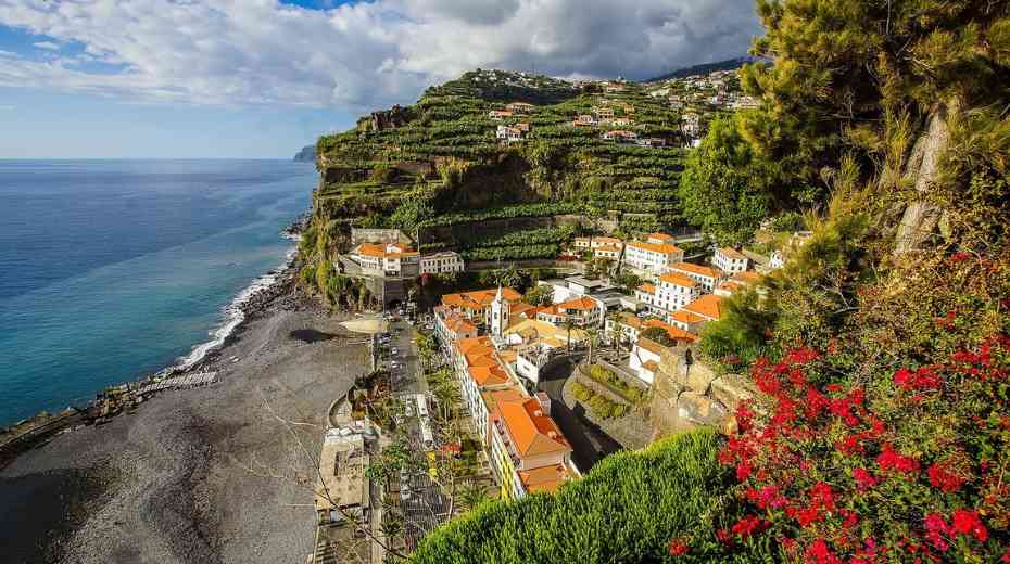 Why Choose the Camino Portuguese Coastal Route?