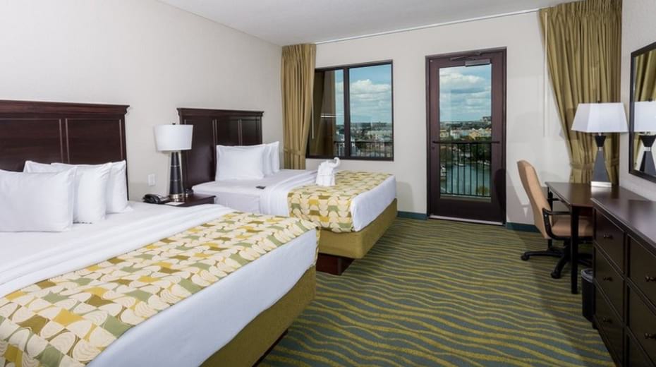 Inside Edge Hotel rooms in Clearwater