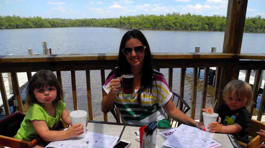 dining in the everglades