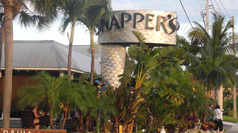 snappers seafood grill, best restaurants in st pete beach for families